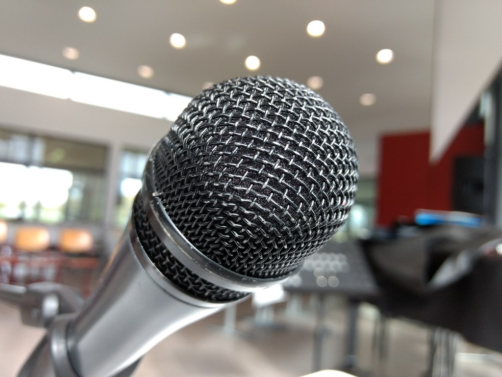 Microphone